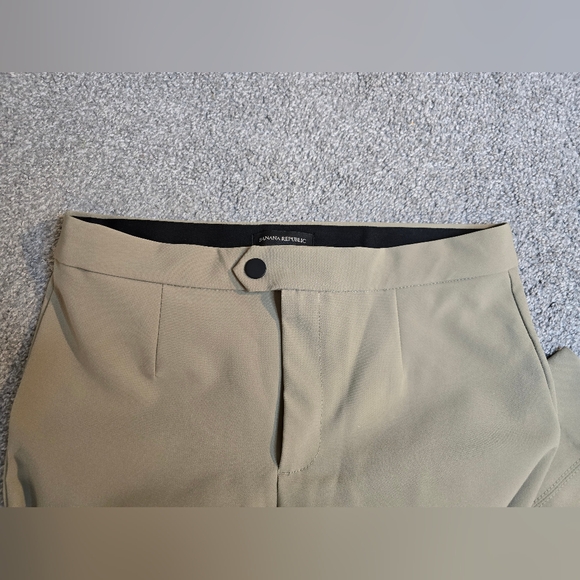 Banana Republic Straight Leg Beige Ladies Size 10 Trousers - Picture 5 of 9